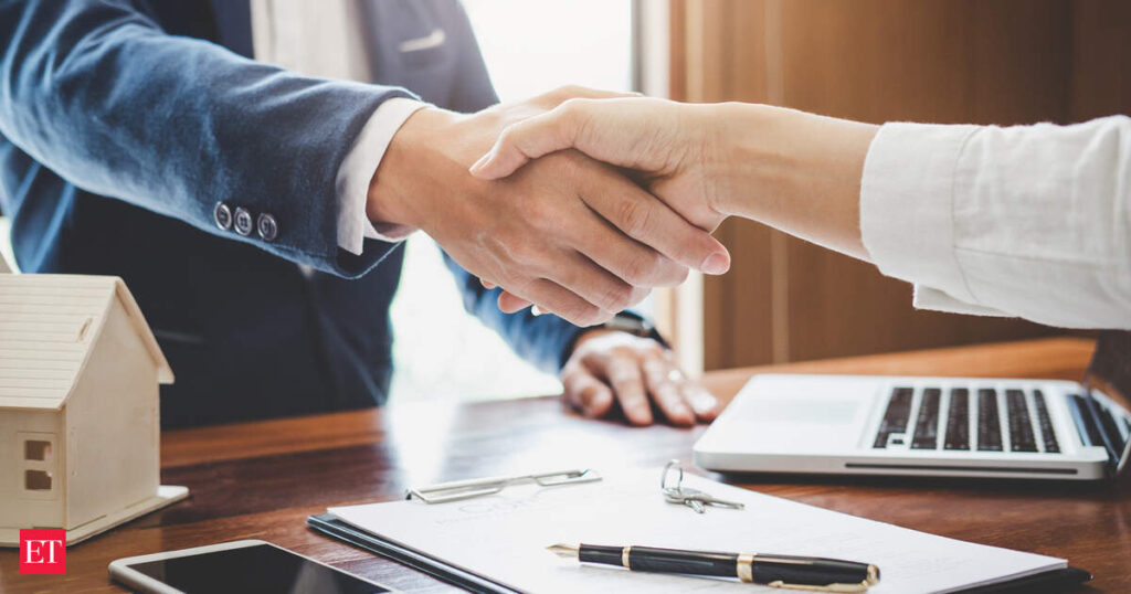 Startup founder claims foreign client honoured contract after dropping project internally, compares it to India’s “adjust kar lo” culture