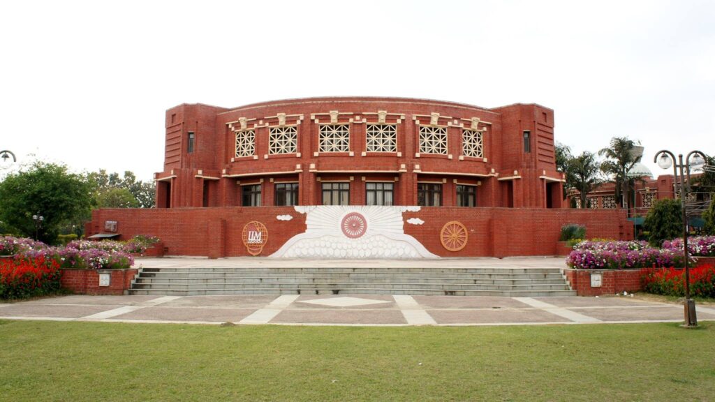 IIM Lucknow opens BS in AI and Business Analytics for JEE Advanced qualifiers; apply by July 3