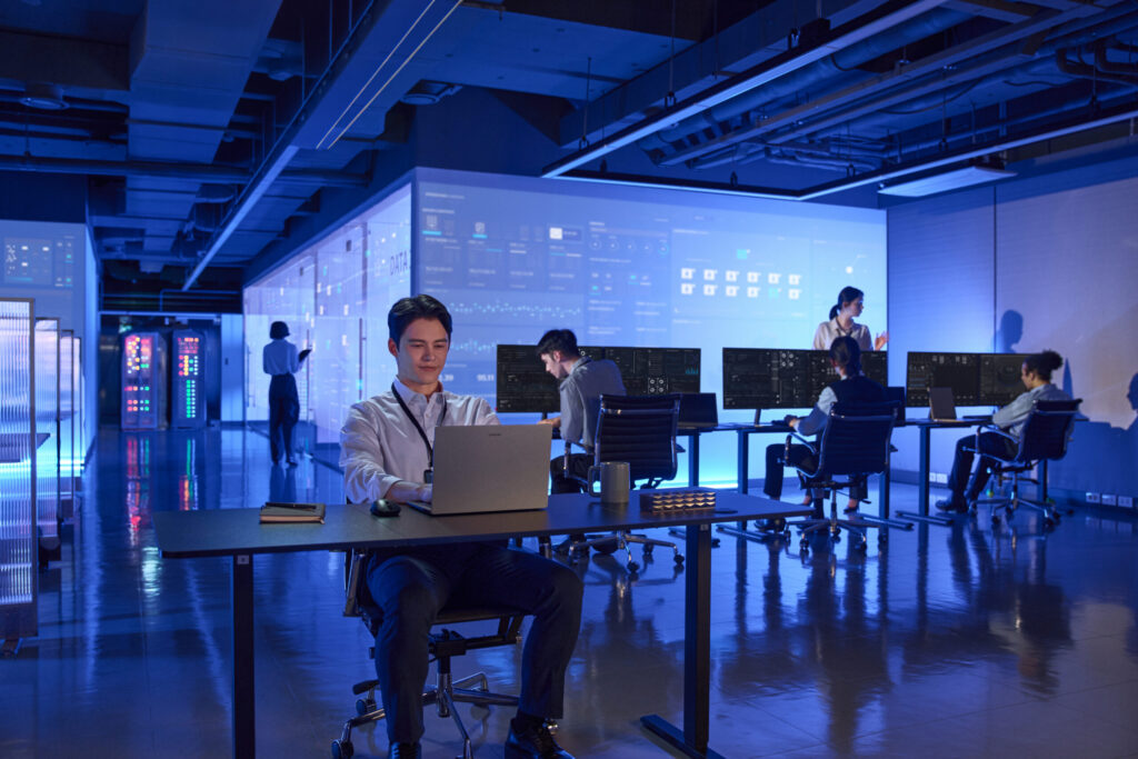 How AI becomes a workforce multiplier that helps workers achieve more with less – Samsung Business Insights